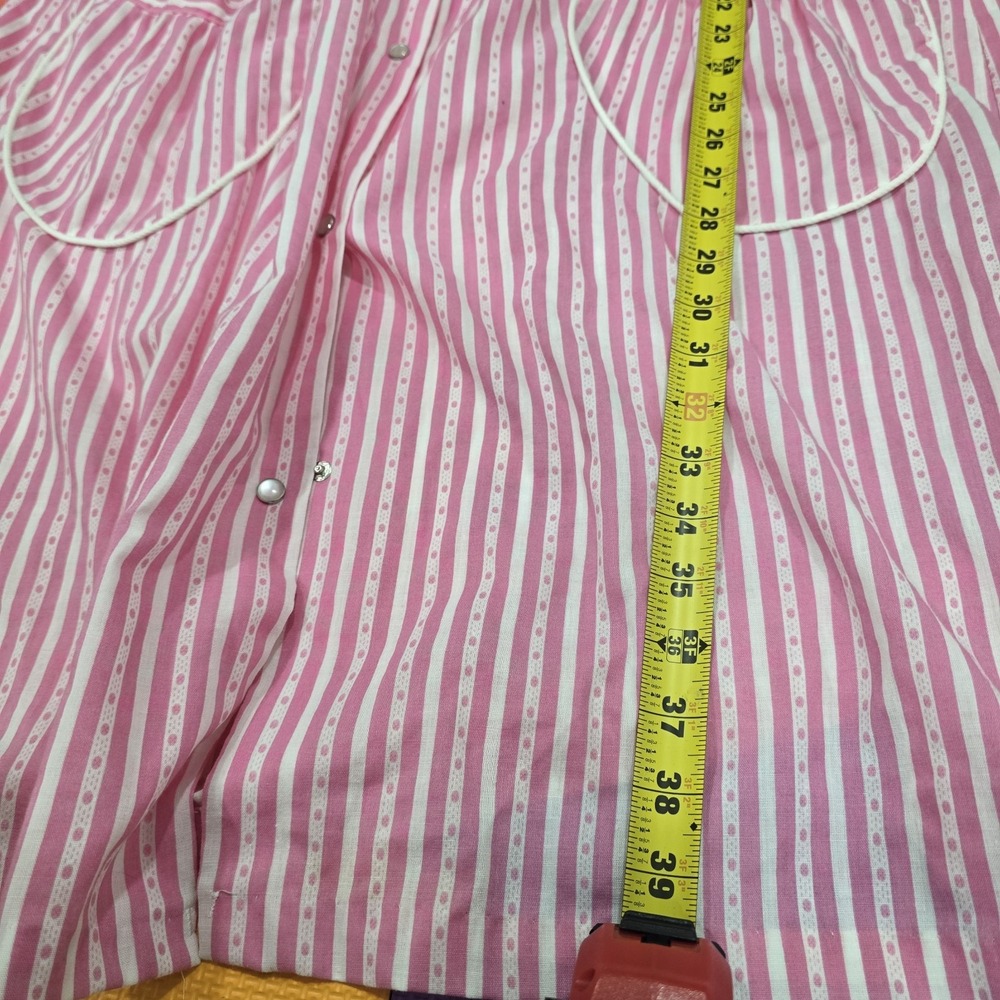 Vintage Vandemere Pink Striped Housecoat / Duster - image 4